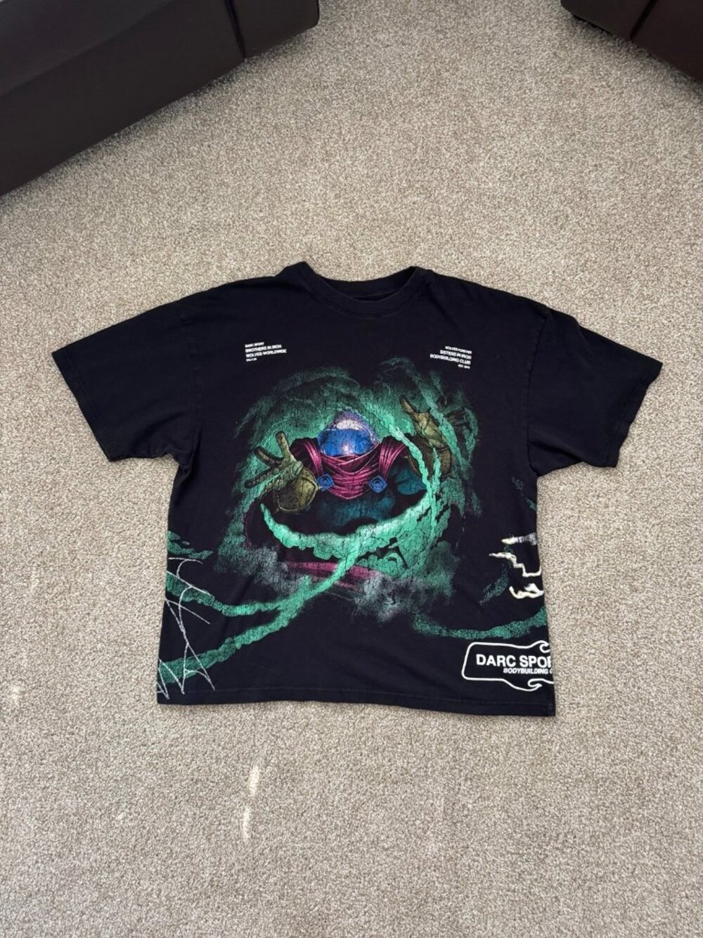 Darc Sport Wolves Club Tee XXL Black Spiderman Mysterio Marvel Side by Side